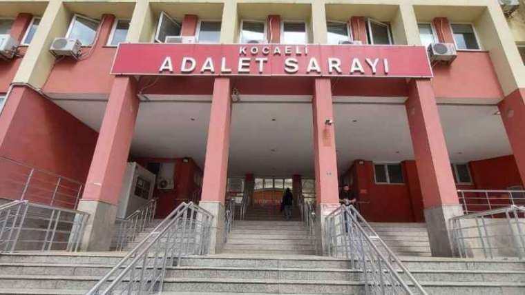 Kocaeli'de Birlikte Çalışan 2 Arkadaş Mahkemelik Oldu 2